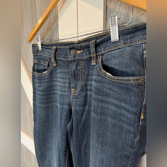 WJ1. Old Navy The Flirt Mid Rise Skinny Jean Size 6 - Picture 3 of 6